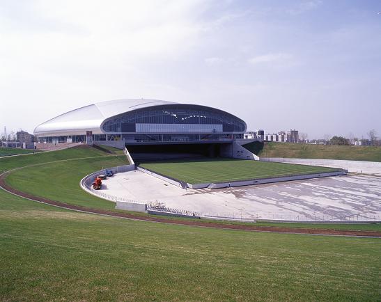 Hovering Stage (Sapporo Dome)