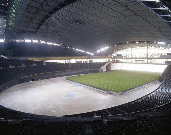 Hovering Stage (Sapporo Dome)